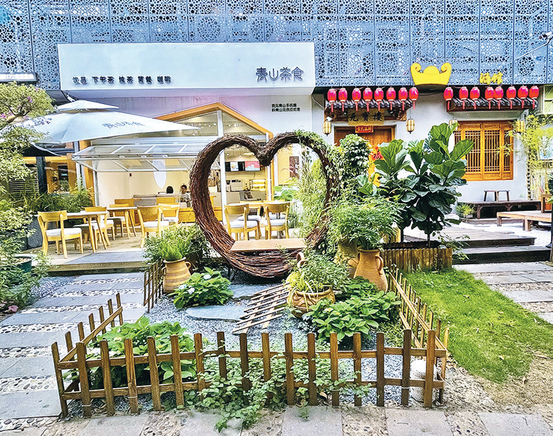 【游走大湾区】深圳地铁2号线世界之窗站豪逛益田假日广场深入华侨城创意文化园细味全深圳最大的艺文天地
