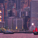 奋楫逐浪向未来——写在香港回归二十五周年前夜 ●刘景松