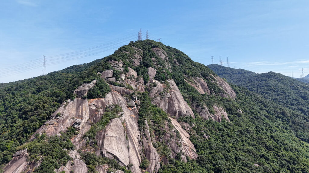 【游走大湾区】游横岗「小张家界」园山风景区踏入茂盛世居领略客家风情