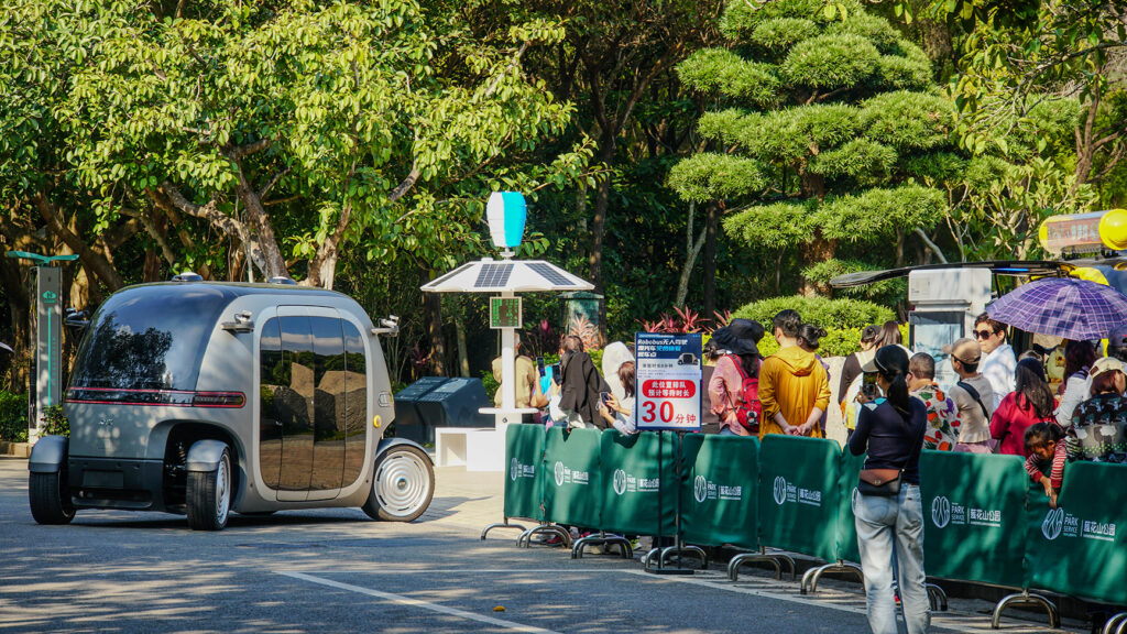 【游走大湾区】ROBOBUS观光车体验无人驾驶投入智能化生活