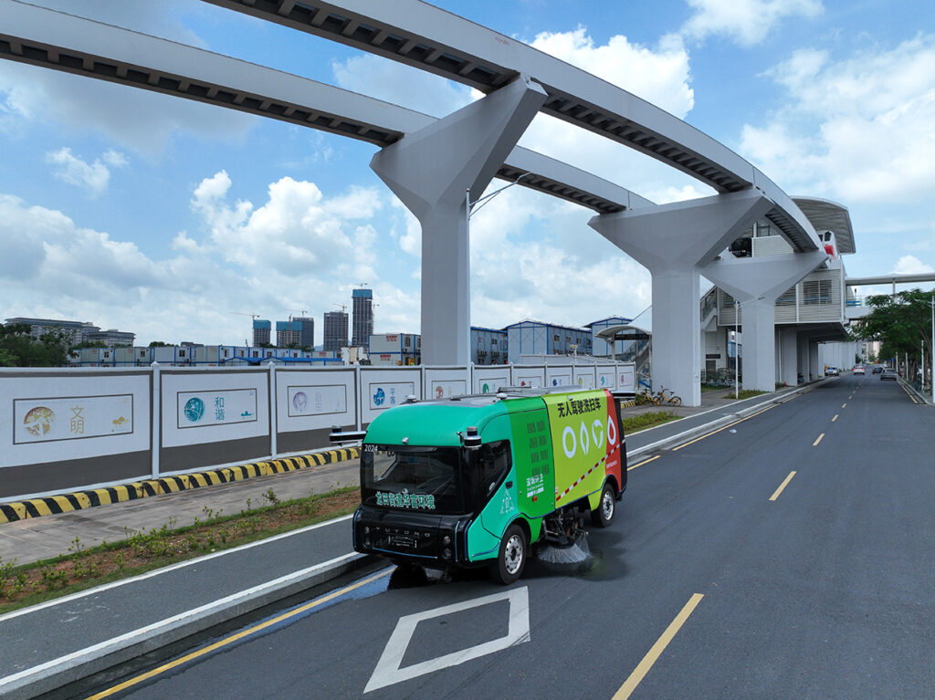 【游走大湾区】ROBOBUS观光车体验无人驾驶投入智能化生活