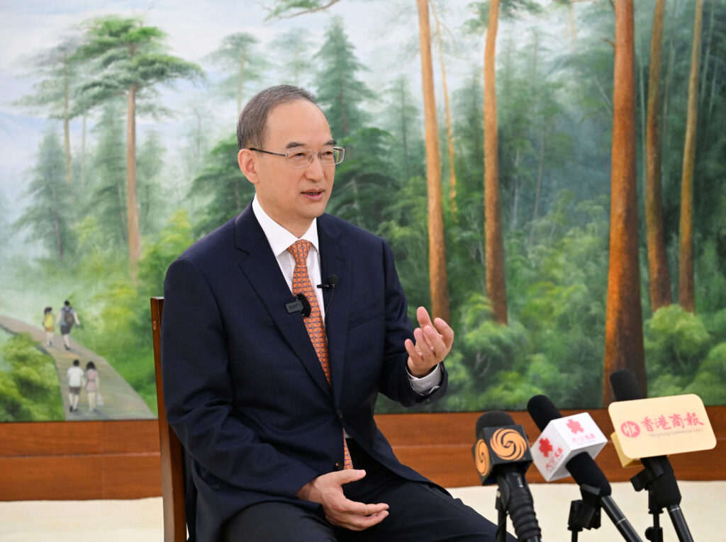 「港资占吉外资三分一」 吉林省委书记黄强:盼引金融活水深化高端制造合作 「港资占吉外资三分一」 吉林省委书记黄强:盼引金融活水深化高端制造合作