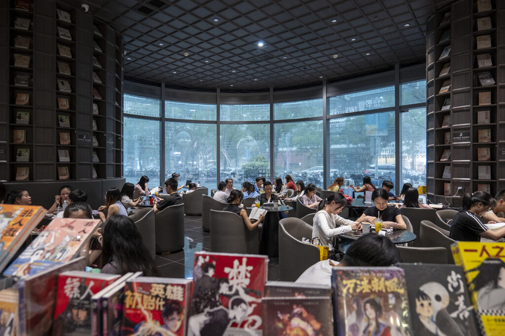 【遊走大灣區】三間書店 三種風情 漫遊書頁間的浪漫 【遊走大灣區】三間書店 三種風情 漫遊書頁間的浪漫