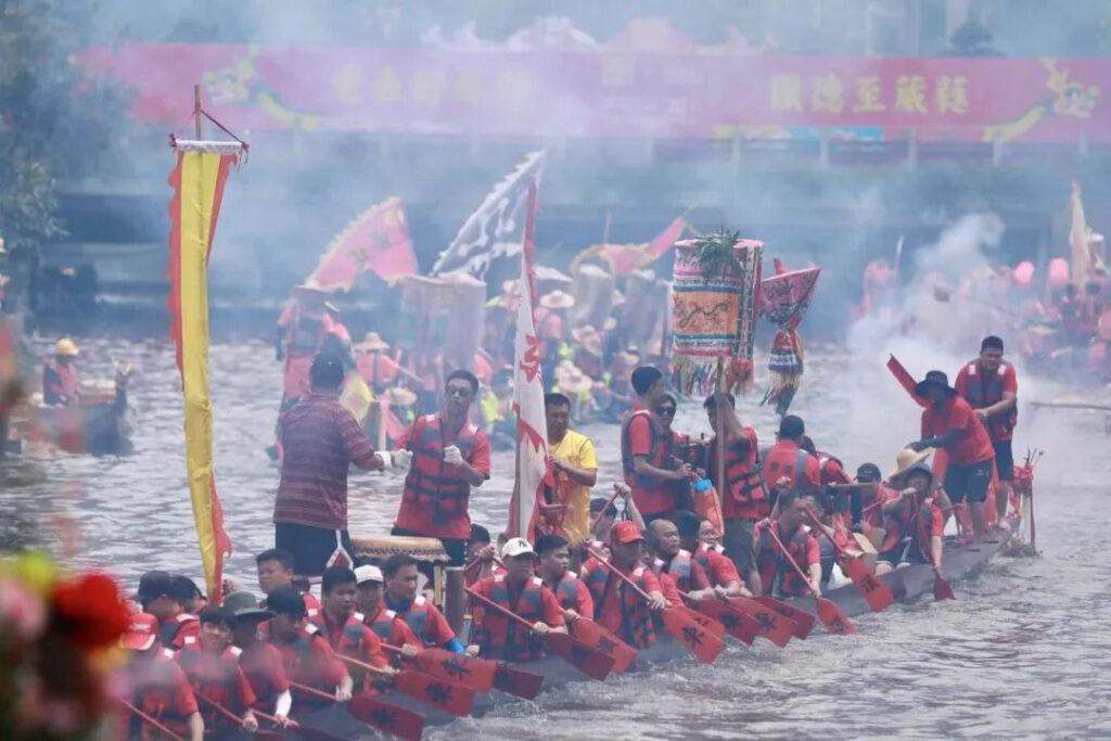 一城一舟一糭湾区龙舟竞渡棹影翻波 一城一舟一糭湾区龙舟竞渡棹影翻波