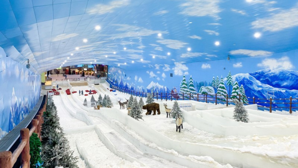 【游走大湾区】炎夏玩雪消暑解锁深圳三大冰雪世界即玩攻略
