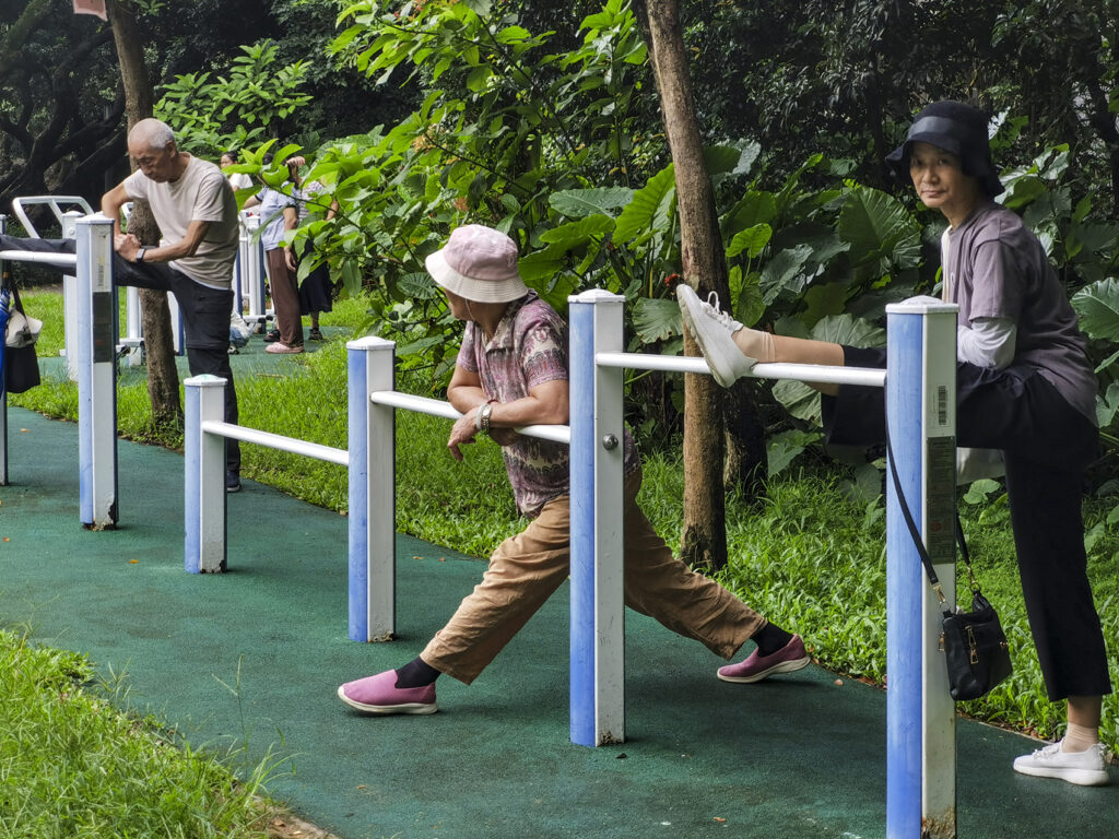 【遊走大灣區】深圳公園享港式退休時光 頤年卡開啟雙城新生活 【遊走大灣區】深圳公園享港式退休時光 頤年卡開啟雙城新生活