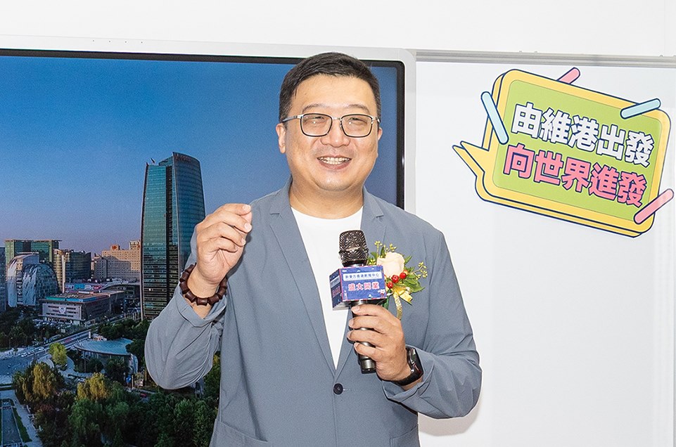 新東方國際教育旺角校區開幕:不只是補習是同行者是點火者 新東方國際教育旺角校區開幕:不只是補習是同行者是點火者