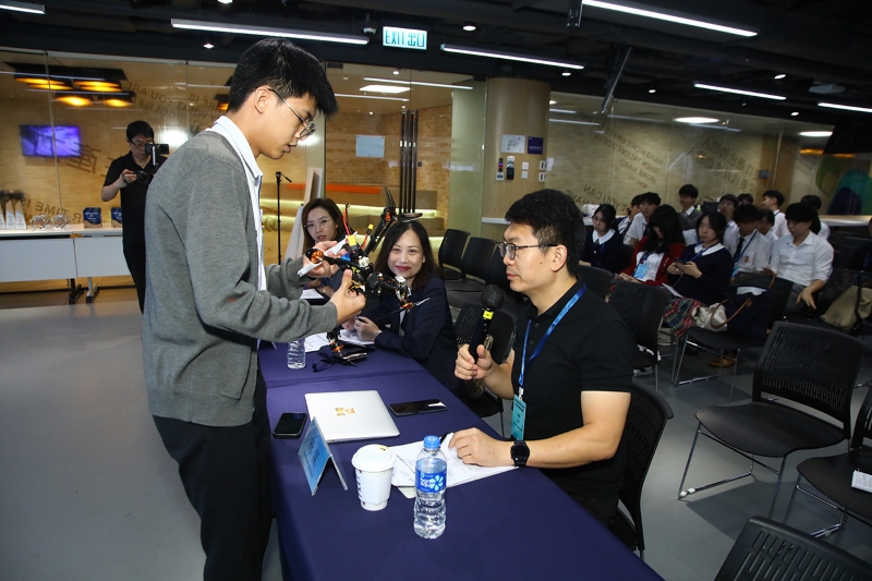 湾区信息:大湾区学界低空飞行应用个案挑战赛决赛高校生聚港争夺大奖 湾区信息:大湾区学界低空飞行应用个案挑战赛决赛高校生聚港争夺大奖