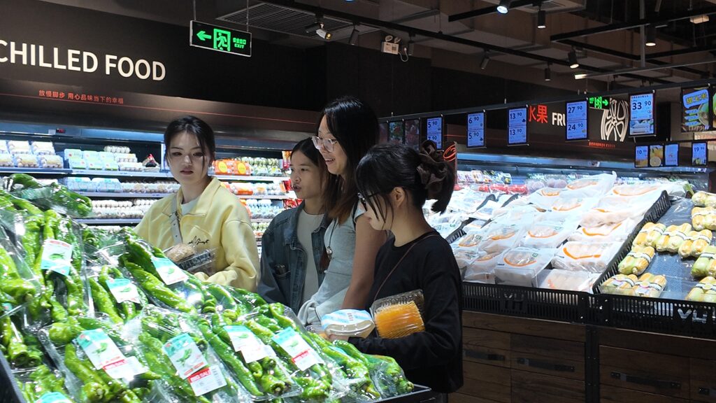 門店銷量同比翻倍 深圳永輝卓悅匯店「胖改」見成效 門店銷量同比翻倍 深圳永輝卓悅匯店「胖改」見成效