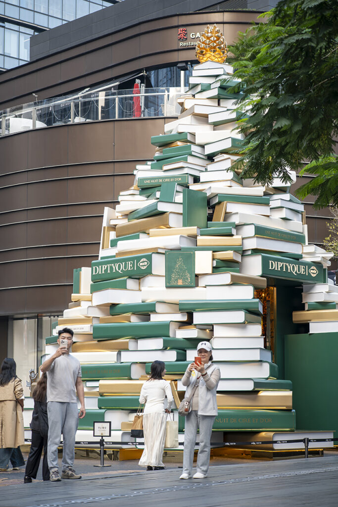 深圳地标商场换新妆梦幻圣诞逛街打卡首选 深圳地标商场换新妆梦幻圣诞逛街打卡首选