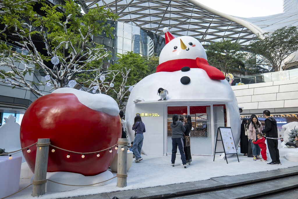 深圳地标商场换新妆梦幻圣诞逛街打卡首选 深圳地标商场换新妆梦幻圣诞逛街打卡首选