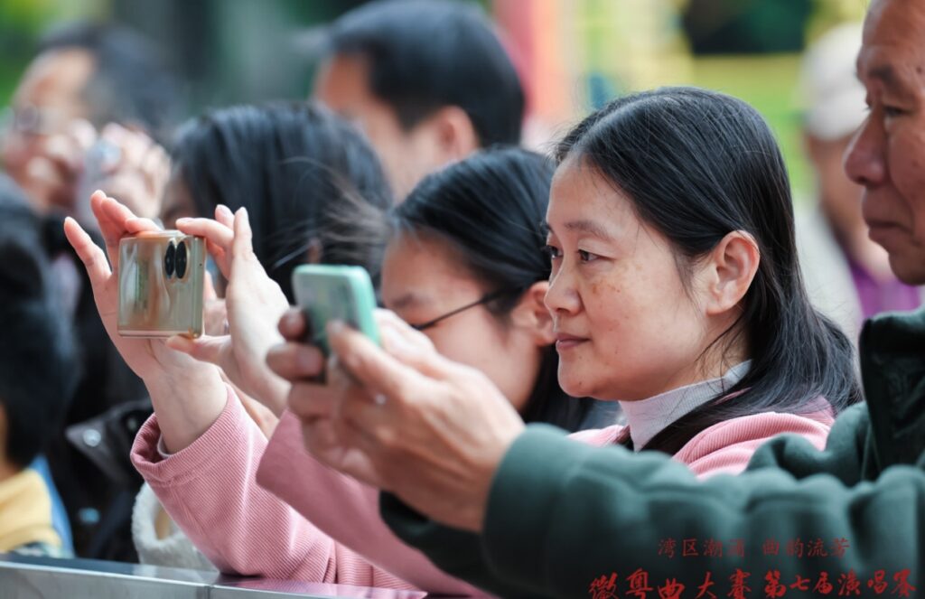 微粤曲大赛第七届演唱赛总决赛暨颁奖典礼圆满落幕6岁「细路哥」勇夺全球金奖创年龄最小纪录