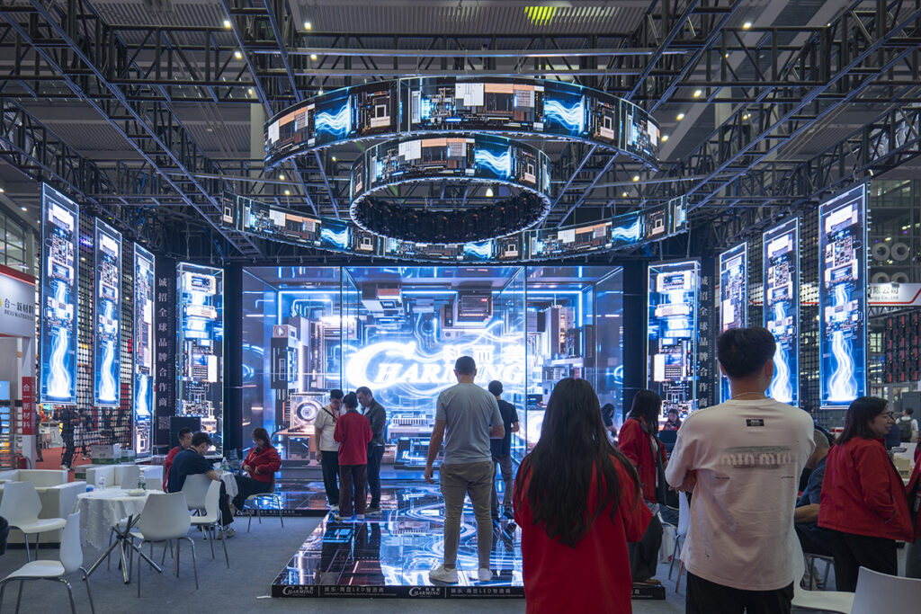 【遊走大灣區】當硬核科技遇見滿城風鈴木 綻放雙重「金色」