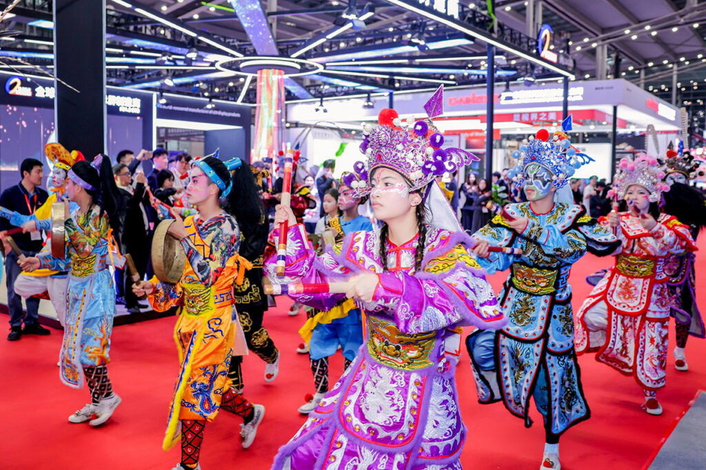 【遊走大灣區】當硬核科技遇見滿城風鈴木 綻放雙重「金色」