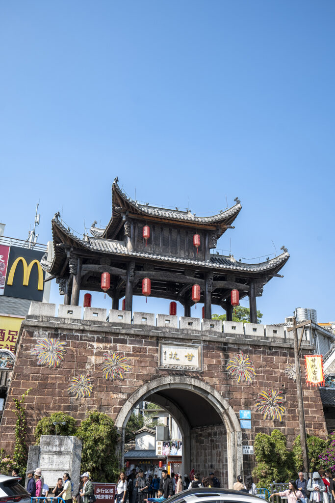 【遊走大灣區】花漫甘坑 赴三角梅之約 賞色 逛市 食買玩